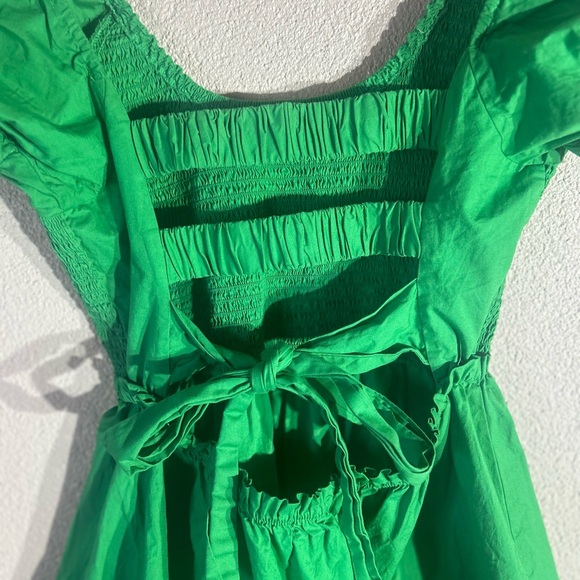 Altar’d State Kelly Green tie back dress size large - Picture 4 of 7